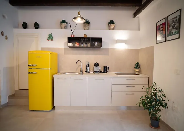 Dimora Lincoln Bed & Breakfast